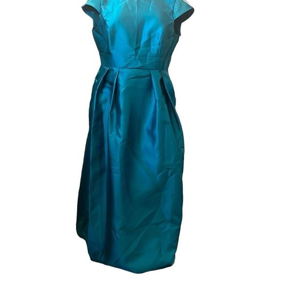 Alfred Sung Woman’s Dress Gown Wedding - Picture 2 of 12